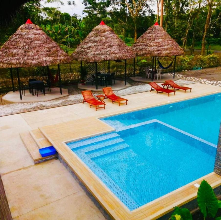 La Quinta Primavera Nueva Loja Extérieur photo